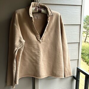 Frank & Eileen Patrick popover sweatshirt M camel tan